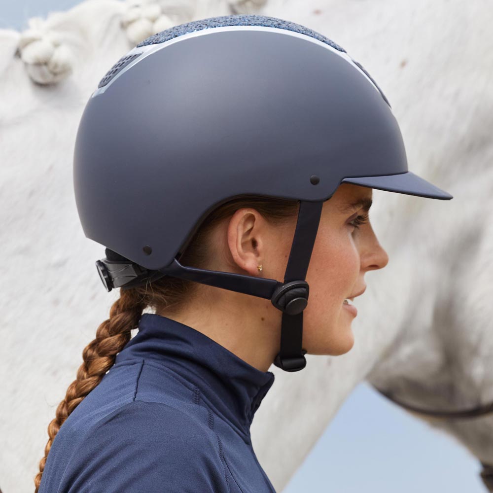 Riding helmet VG1 Advantage CRW®