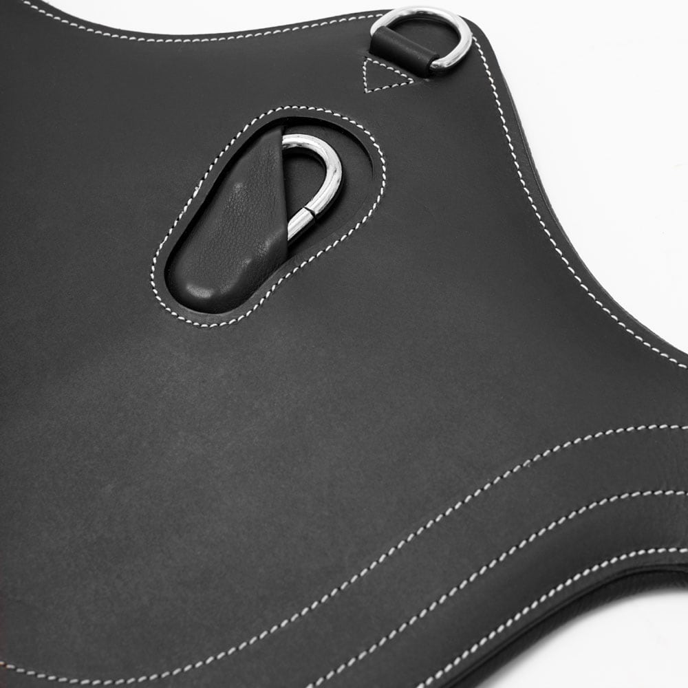 Leather girth with plate  Fairfield®