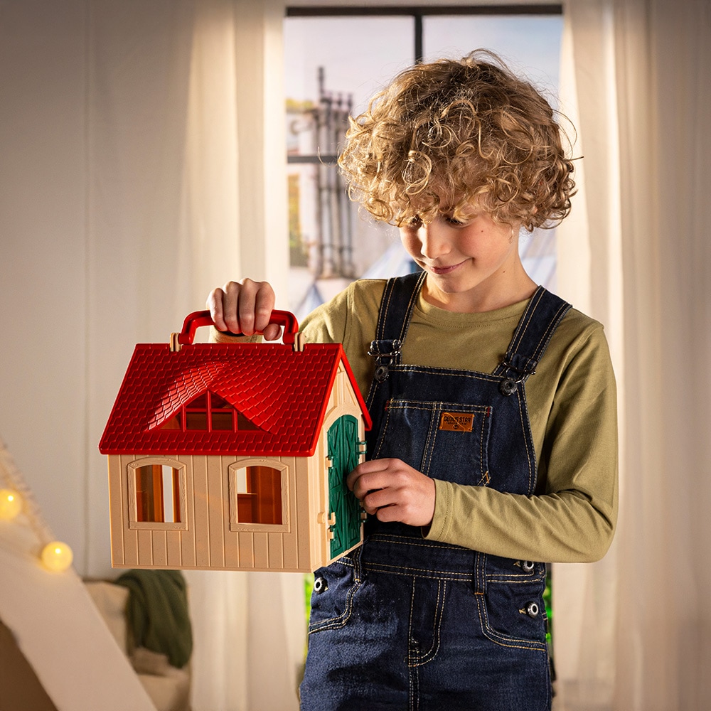 Toy Open Stable Schleich